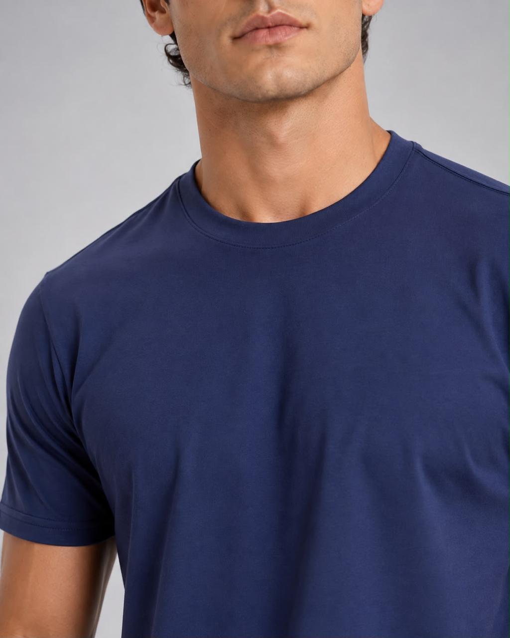 The Tech Shirt in Navy, collar detail